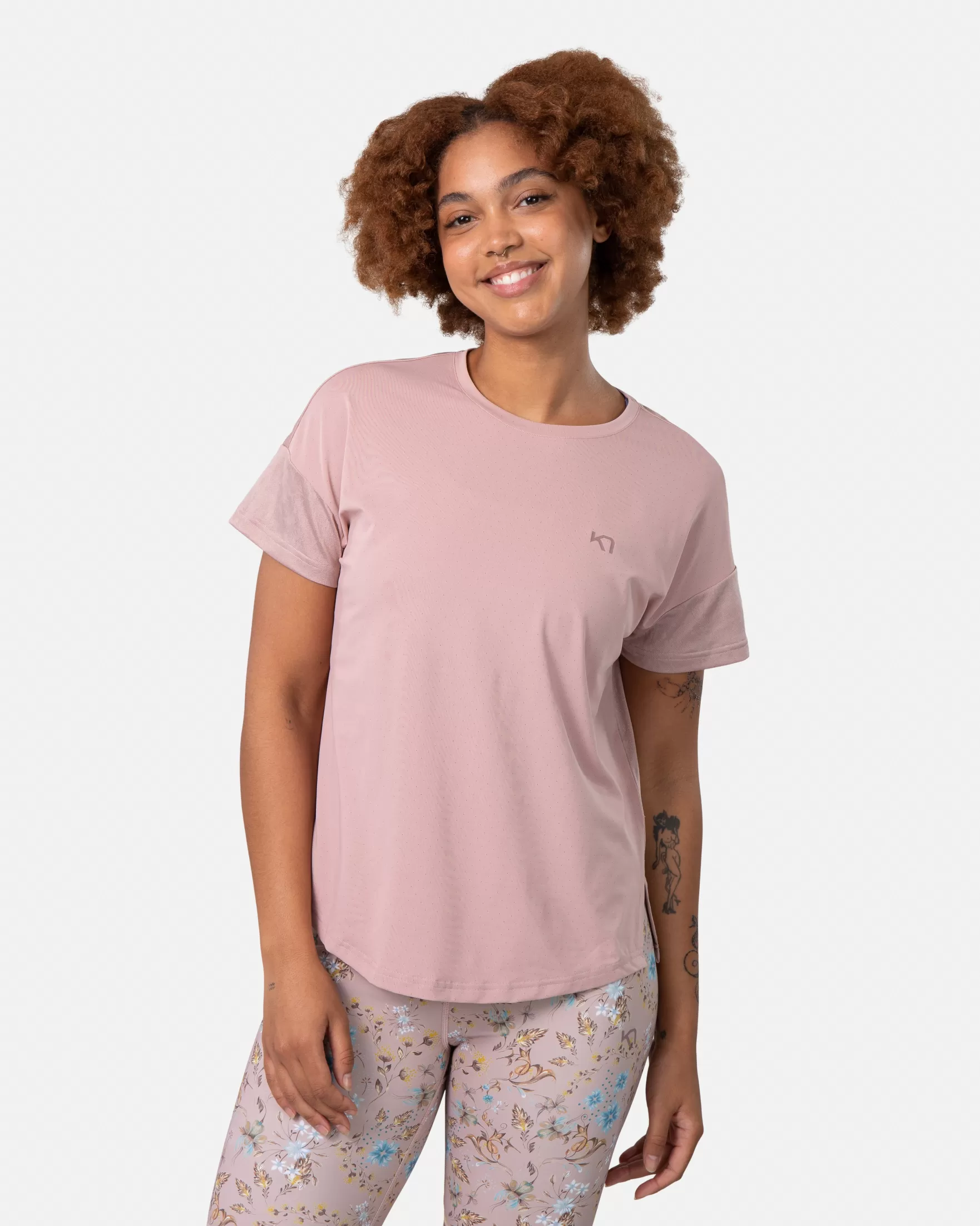 T-Shirts and Tops-Kari Traa Vilde Air Tee Prim Pink